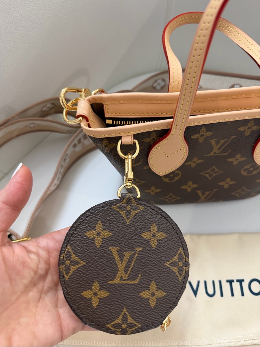 Louis Vuitton Monogram Mini Neverfull with Natural Leather Trim and Coin Purse - Picture 10 of 14